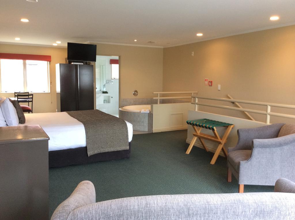 Cornwall Motor Lodge Πάλμερστον Νορθ Εξωτερικό φωτογραφία