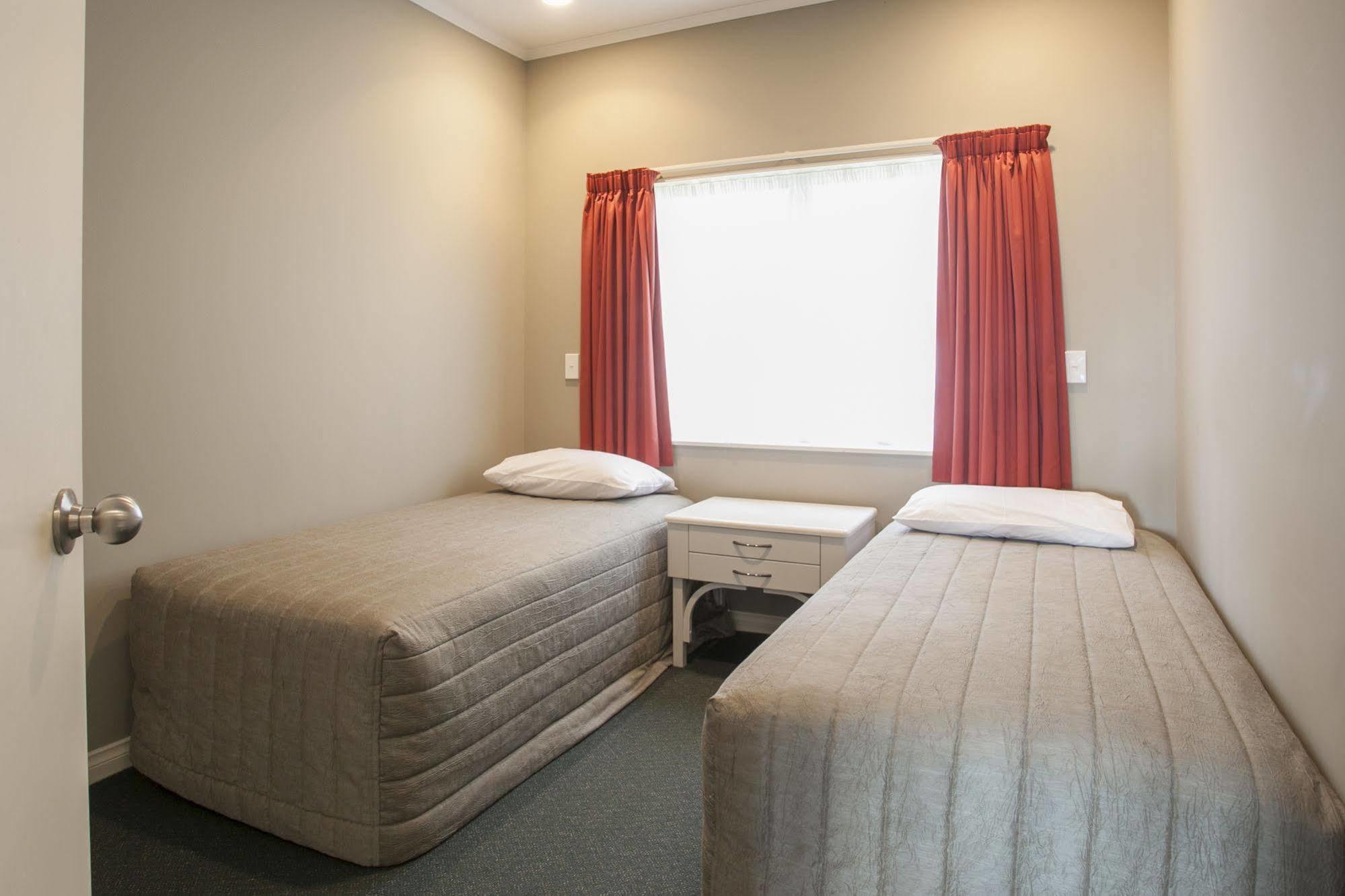 Cornwall Motor Lodge Πάλμερστον Νορθ Εξωτερικό φωτογραφία